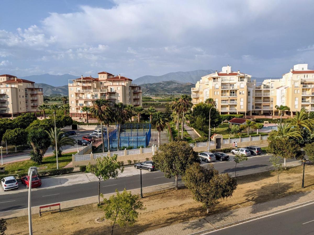 Salobrena - Primera Linea De Playa Junto Al Paseo Maritimo Bagian luar foto