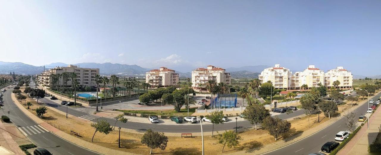 Salobrena - Primera Linea De Playa Junto Al Paseo Maritimo Bagian luar foto